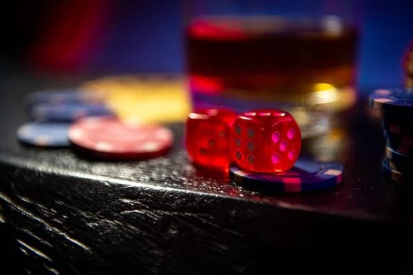 satelit live dealer table with professional croupier and multiple camera angles